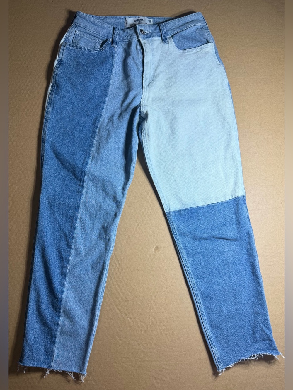 Hollister Jeans Women 28x27 Curvy High-Rise Mom Patchwork Raw Hem Light Wash
